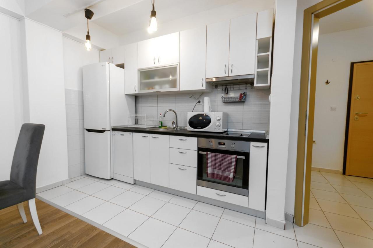 One Bedroom Apartment With Private Parking Skopje Eksteriør bilde