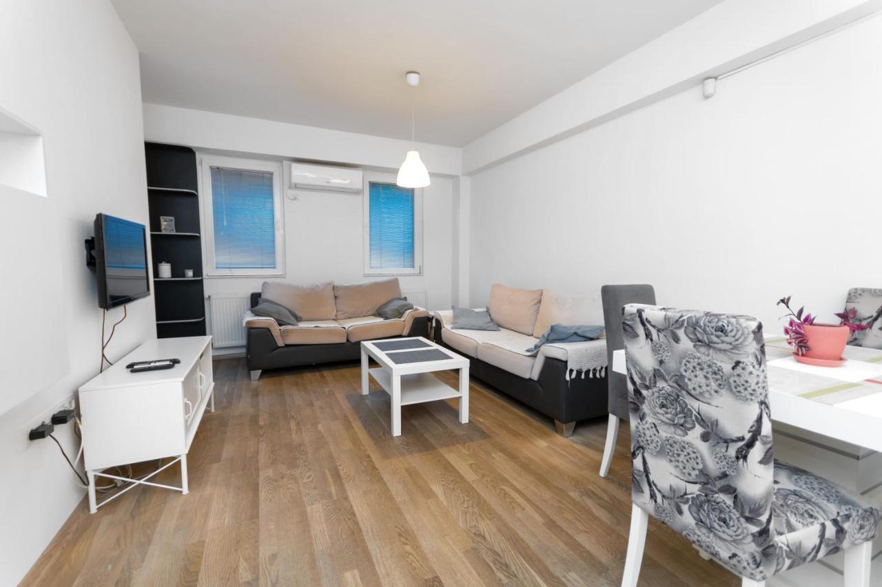 One Bedroom Apartment With Private Parking Skopje Eksteriør bilde