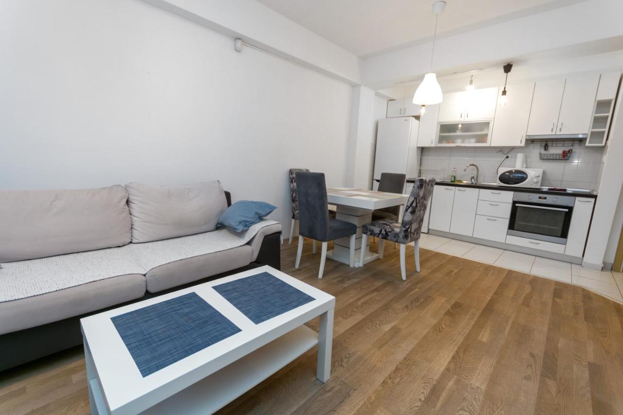 One Bedroom Apartment With Private Parking Skopje Eksteriør bilde